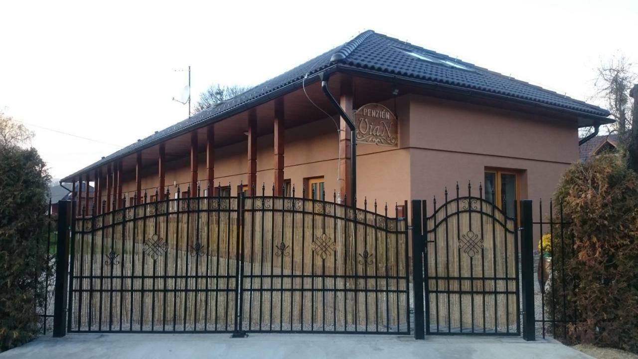 Penzion Vian Krasnohorska Dlha Luka Exterior foto